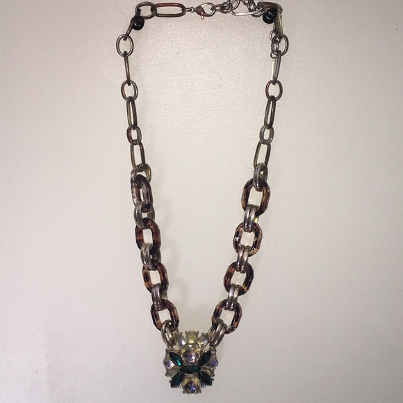 Statement Tortoise Links/Jeweled Pendant Necklace - Picture 2 of 4